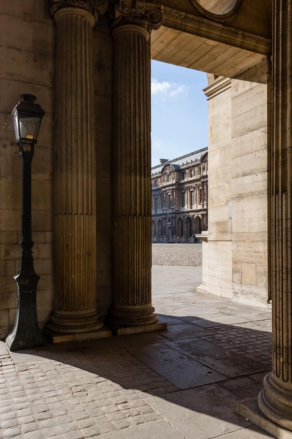 Veeve - Steps From The Louvre Apartamento Paris Exterior foto